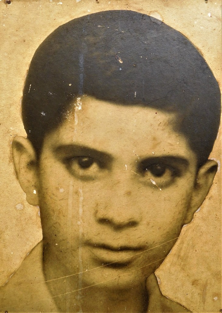 Anwar Nadeem's 1st photo taken at the age of 10 or 11