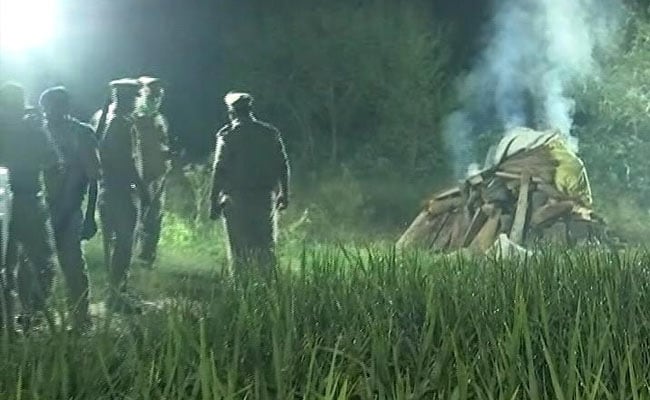 mkjttfk8_hathras-funeral-650_625x300_30_September_20