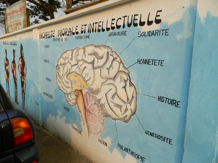 Lycée_d'Akwa_-_panoramio_(4)